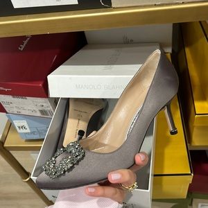 Sold!Manolo blahnik heels size 35.5